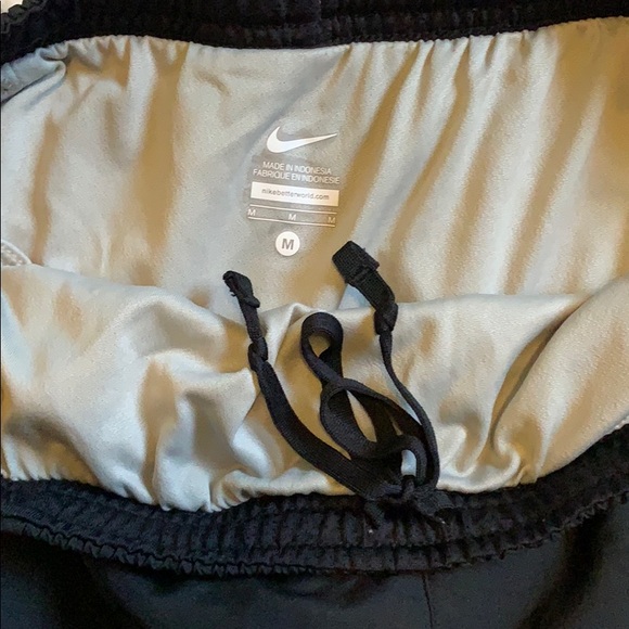 Nike black athletic shorts - Picture 3 of 4